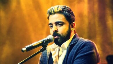 الشاعر عمرو حسن يعلن اعتزاله